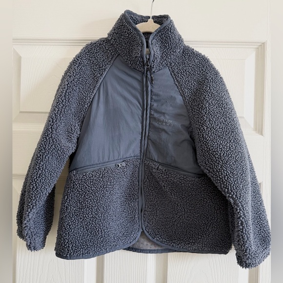 Zara Other - Zara Kids Teddy Fleece Grey Jacket
Size 6-7